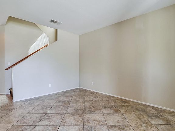 4th image of 29036 Springshores Dr