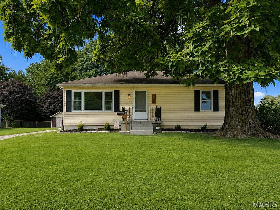 1st image of 4131 Old Alton Rd