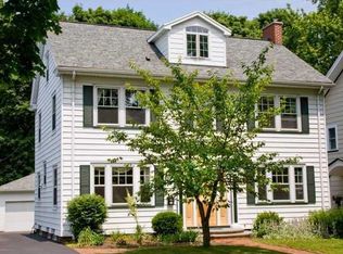 116 Corwin Rd, Rochester, NY 14610