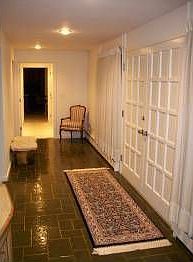 2nd image of 1000 Knollwood Ct