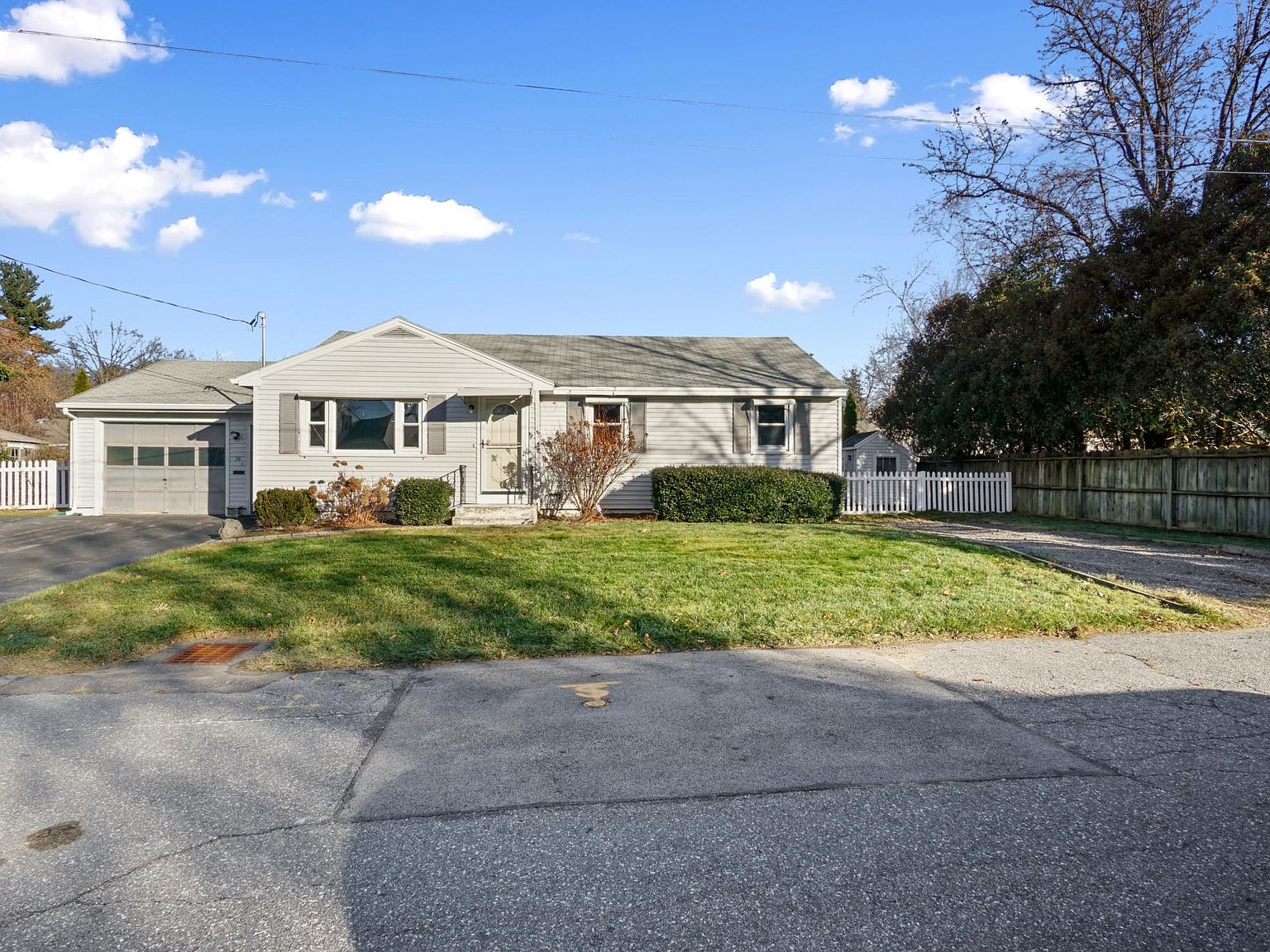 26 Hayden St, Nashua, NH 03060 Zillow