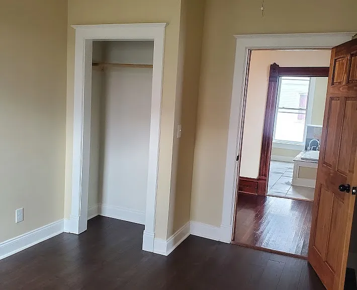 406 E Unaka Ave — Photo 34