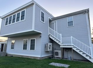 208 Wareham Rd, Marion, MA 02738