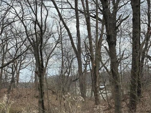 1115 W 4th St, Hobart, IN 46342