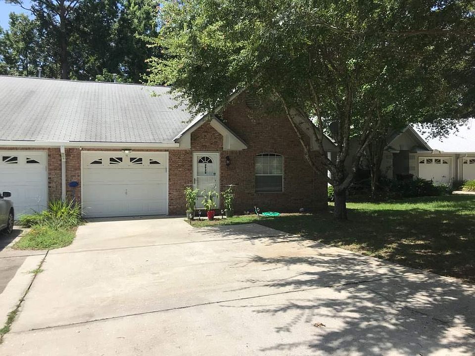 1st image of 2928 Royal Palm Way