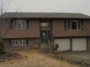 138 Pasadena Ct N, Roseburg, OR