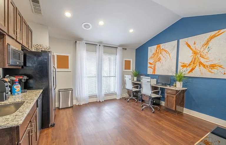 Ridgeview Place Apartments — Photo 9