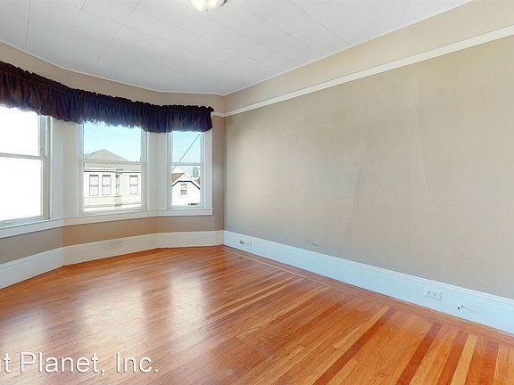 2nd image of 47 Hancock St