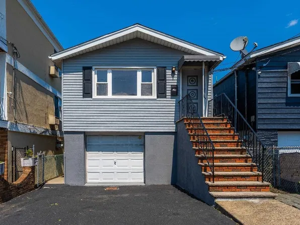 1434 44th St, North Bergen, NJ 07047