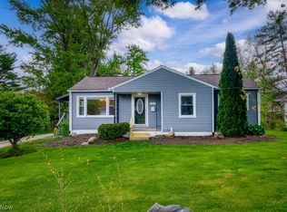391 Park Ave, Chardon, OH 44024