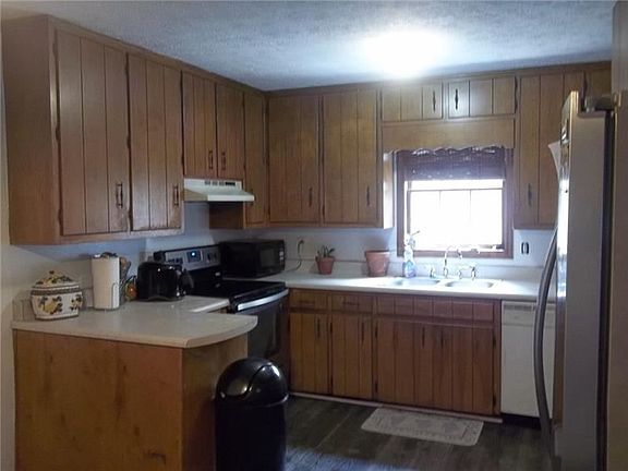 5th image of 1877 Norton Dr