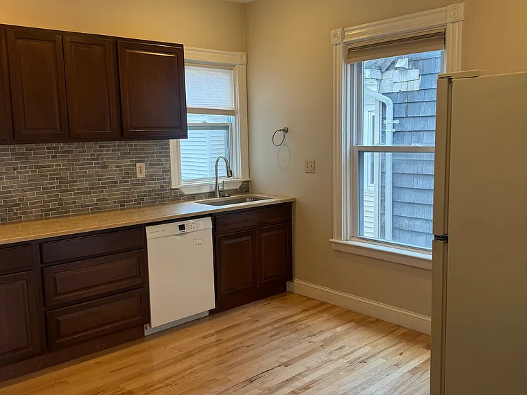 45 Pratt St #1 — Photo 14