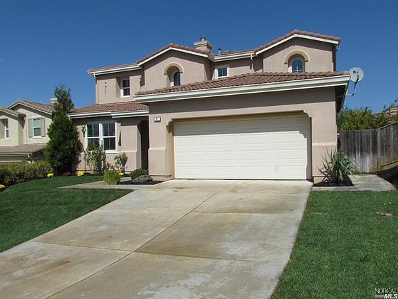 4th image of 11 Camerino Ct