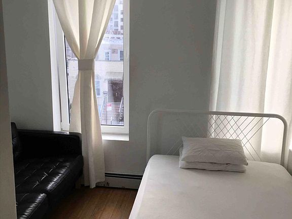 4th image of 91 W End Ave #91