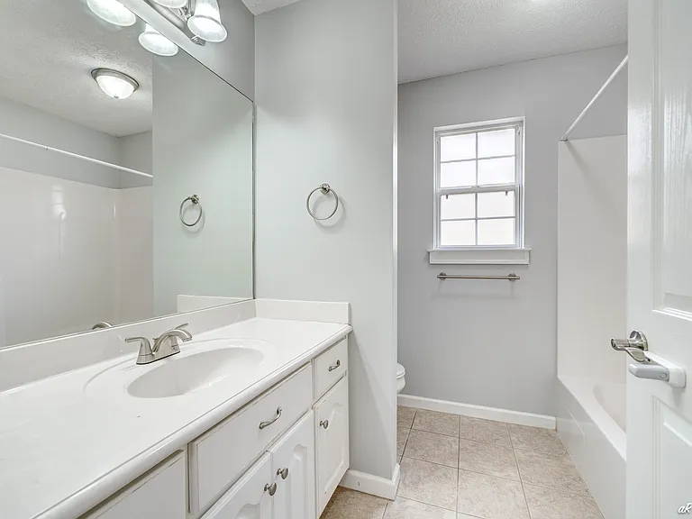 5402 Blue Dog Rd — Photo 11