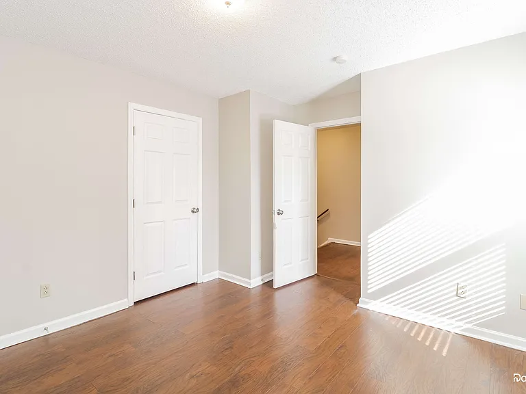 100 Buena Vista Ave — Photo 10