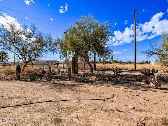 5th image of 49074 W JULIE Lane
