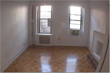 Rented by 4 Points Properties