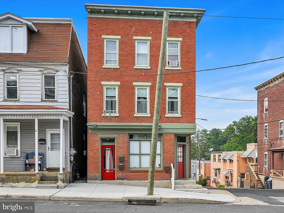 1600 W Market St, Pottsville, PA 17901 Zillow