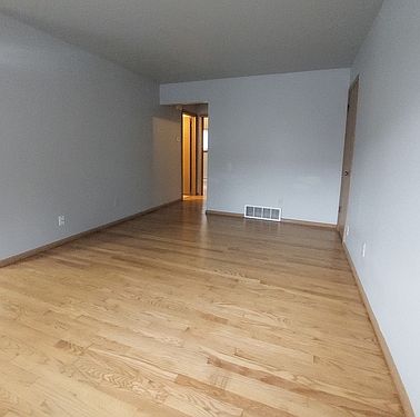 3rd image of 617 E Homer St APT 1