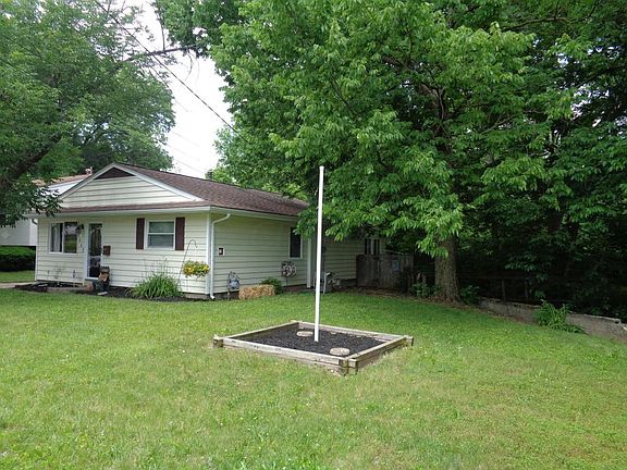 3rd image of 3862 Elbern Ave
