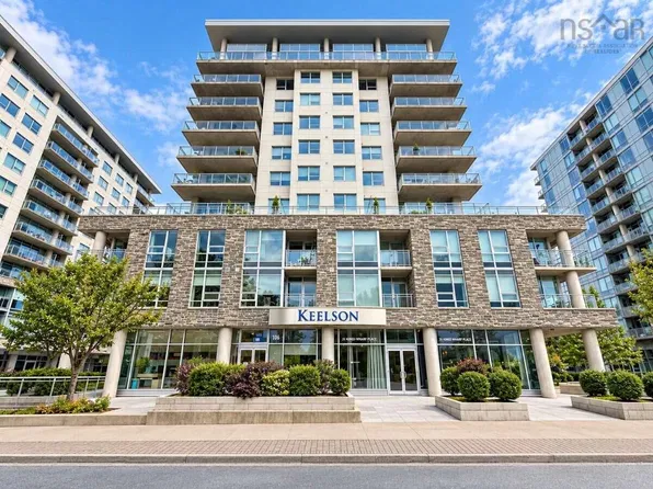 31 Kings Wharf Pl #801, Dartmouth, NS B2Y 0C2