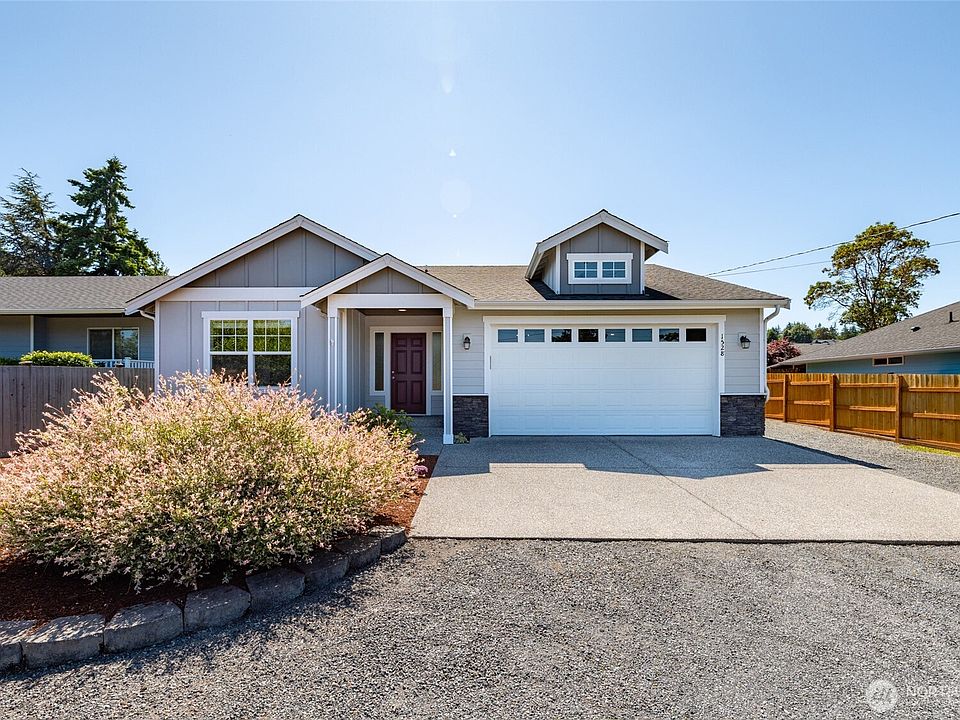 1st image of 1528 E Camano Drive