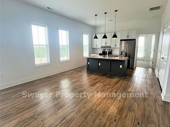 3rd image of 204 Arcadian Row #407
