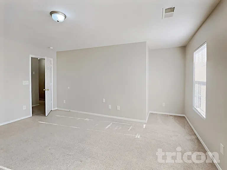 4628 Meadowfield Rd — Photo 9