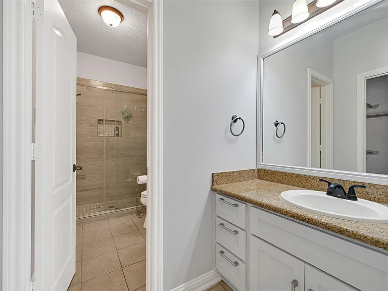 28214 Churchill Ct — Photo 31