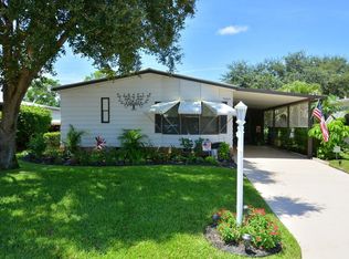 7884 SE Saratoga Dr, Hobe Sound, FL 33455