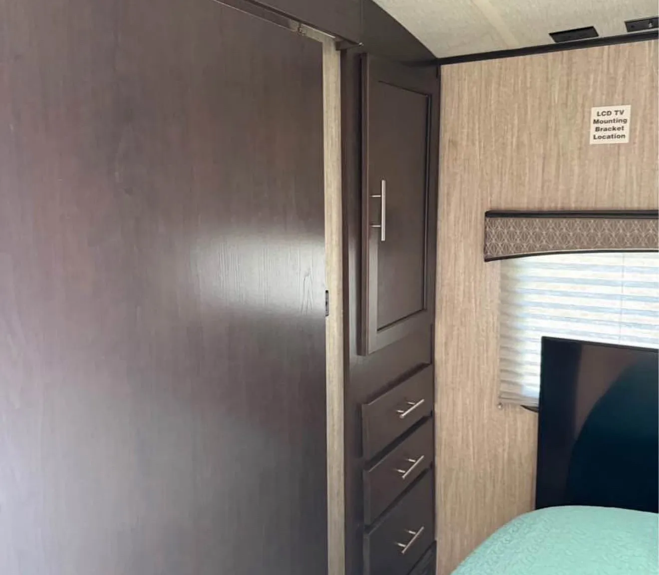 1 bed, 500 sqft, $1,350 — Photo 2