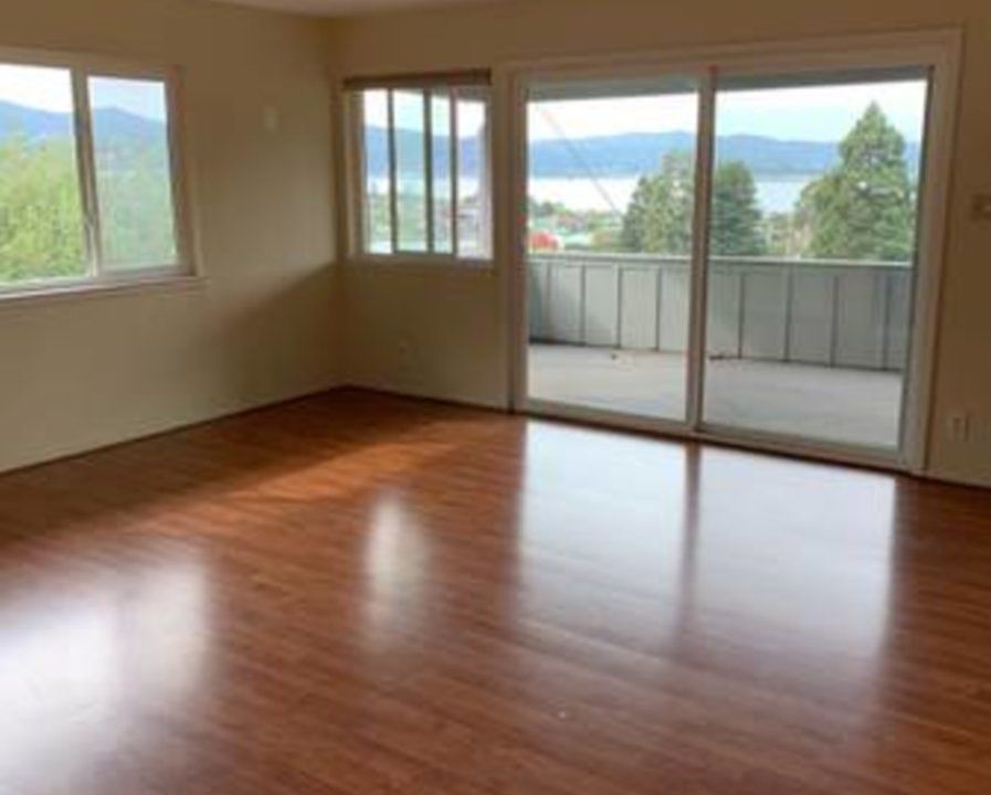 1st image of 6 Davis Dr #C