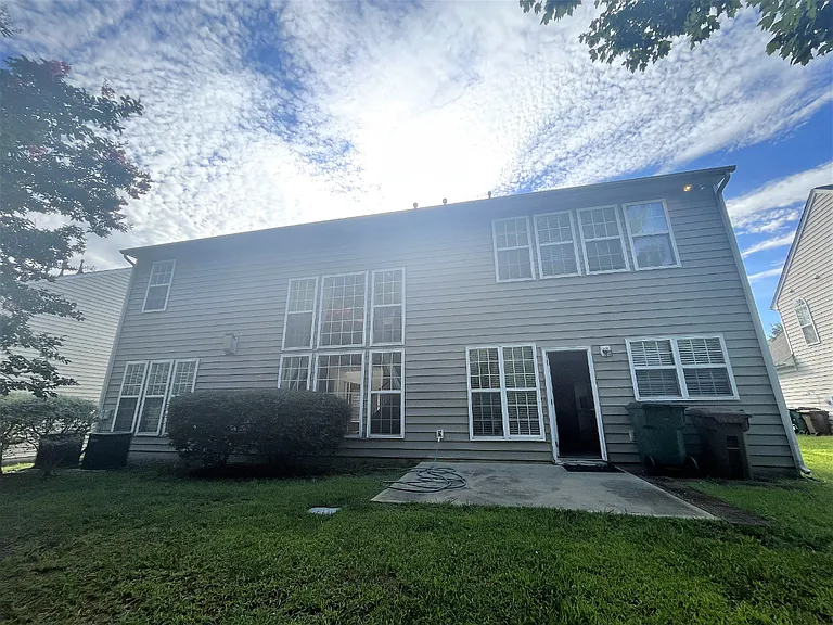 412 Howard Grove Pkwy — Photo 16