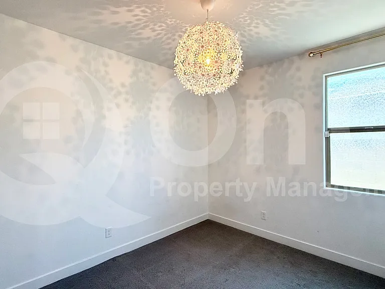 19921 W Lilac St — Photo 12