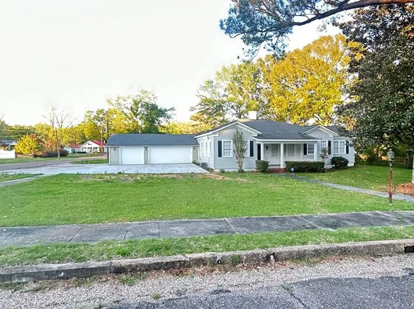 1022 5th St, Prentiss, MS 39474