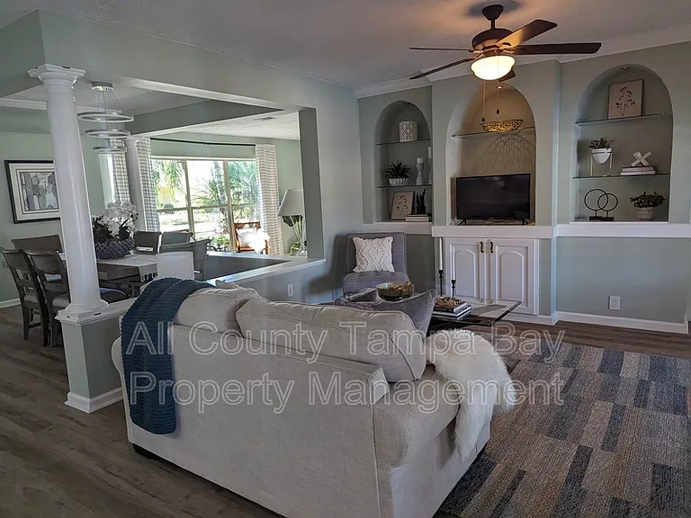 3931 Venetian Way — Photo 6