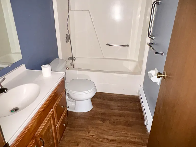823 Goodman Ct E #2 — Photo 6