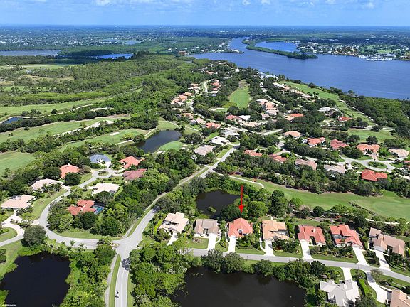 4th image of 1512 NW Sweet Bay Circle