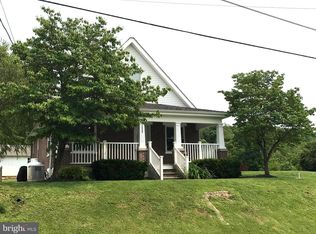 984 Englesville Hill Rd, Boyertown, PA 19512