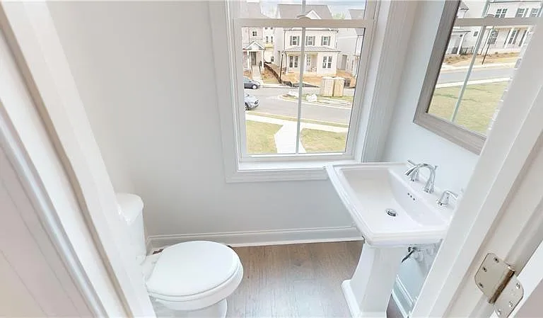 141 Basil St — Photo 12