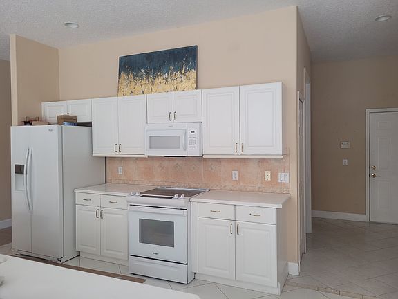 2nd image of 29 Kingsbridge Crossing Dr