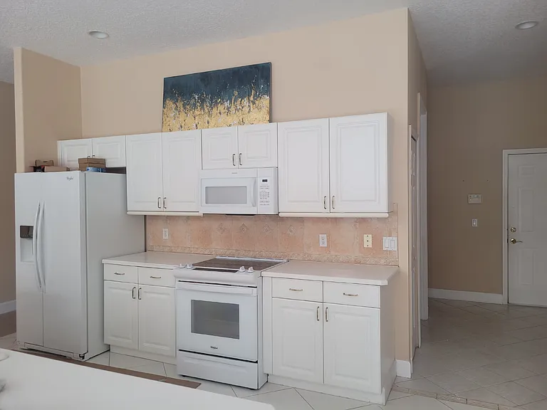 29 Kingsbridge Crossing Dr — Photo 2
