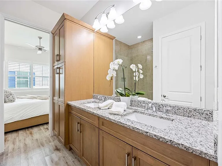 7018 Saona Ct — Photo 8