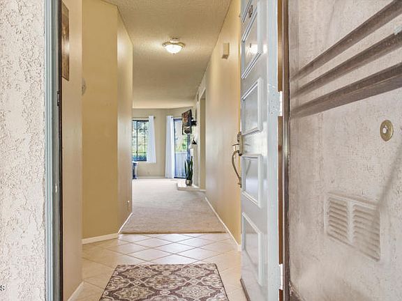 2nd image of 709 Island View Cir