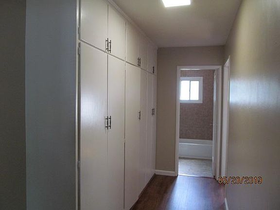 5th image of 2444 Park Estates Dr