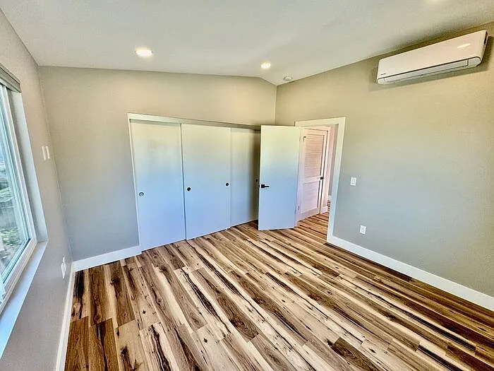 3720 Trenton Ave — Photo 9