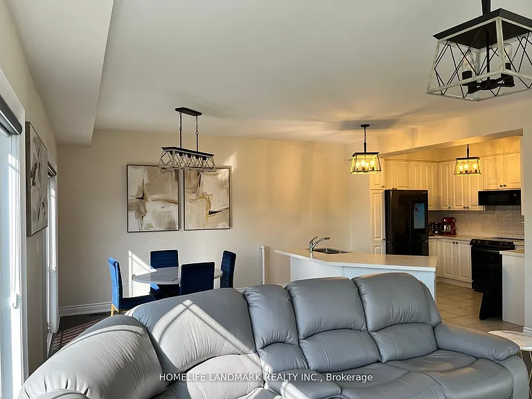 43 Lorne Thomas Pl — Photo 7