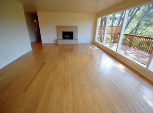 144 Tamal Vista Dr, San Rafael, CA 94901
