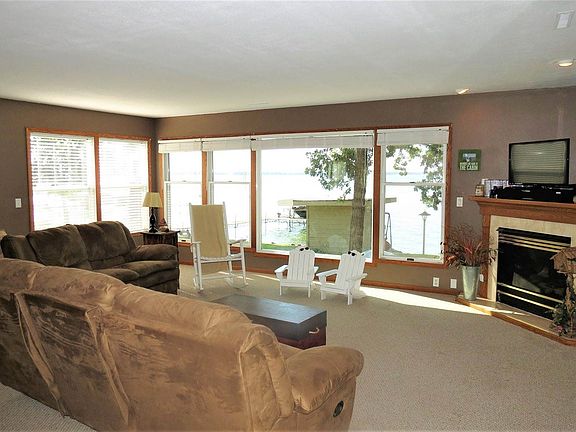 4th image of 24671 McClelland Dr